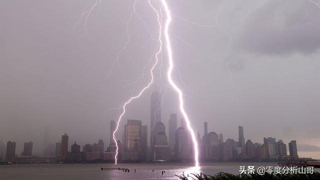 477 英里长的水平闪电：神话还是超级闪电？闪电是怎么产生的