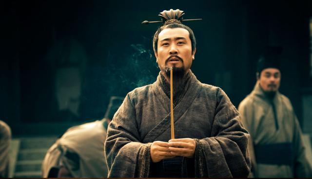 诸葛亮为何无法一统三国，毛主席评价得很到位：他有3个欠缺