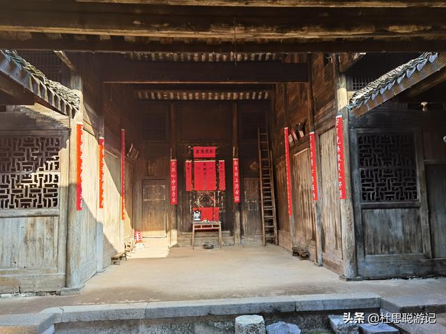 漢EV自駕廣西，爬山涉水到桂北地區，帶著家人遊覽秦家大院
