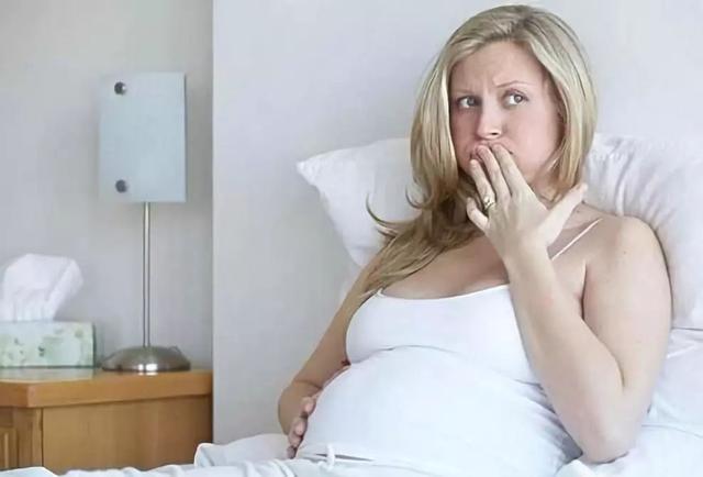 《孕期常见的五个小毛病，虽然都不是什么大问题，但孕妇不得不重视》