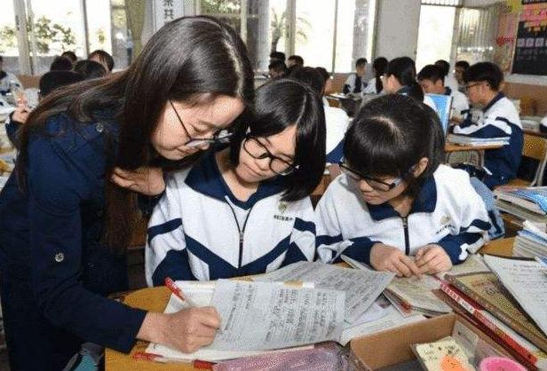 在找工作时 我发现文科学生和理科学生之间的真正差距不仅在于就业方向 大学专业网