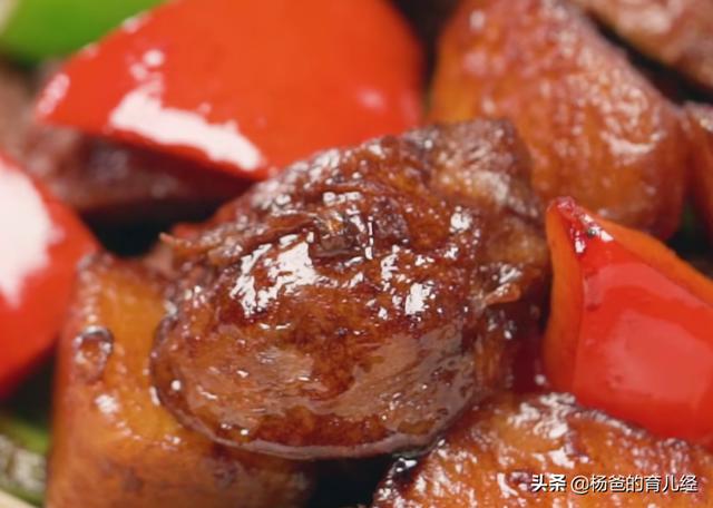 简单好吃的红焖土豆牛肉丸，鲜甜味美，营养丰富，孩子爱吃的美食