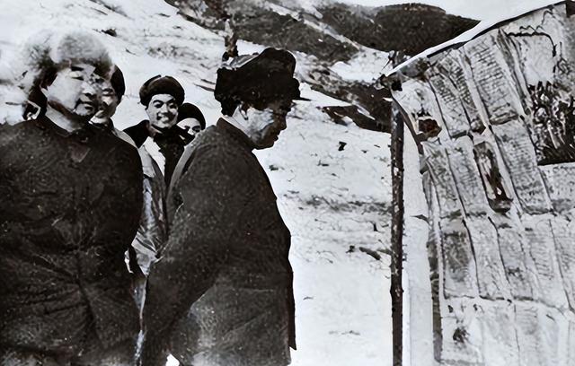 59年陈赓偶遇宋任穷之女时，调侃道：你这小鬼，向周总理告我的状