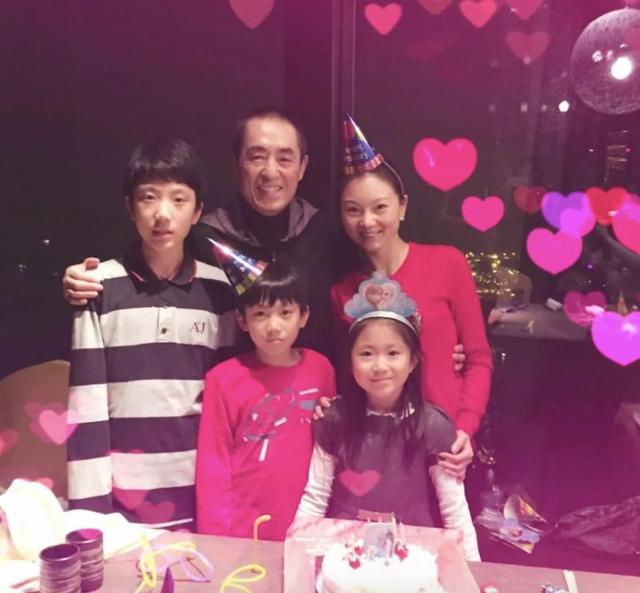 龙生龙凤生凤，张艺谋子女个个都优秀，次子张壹丁被7所大学录取