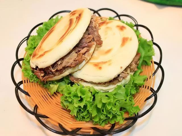 西安特色小吃排行榜(陕西的美食风土人情文化)-第9张图片