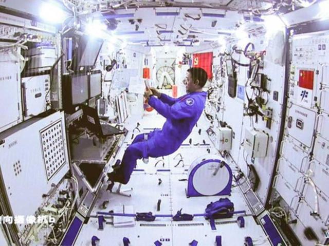 天舟二号再见！时隔10个月脱离空间站，为什么不继续停留？