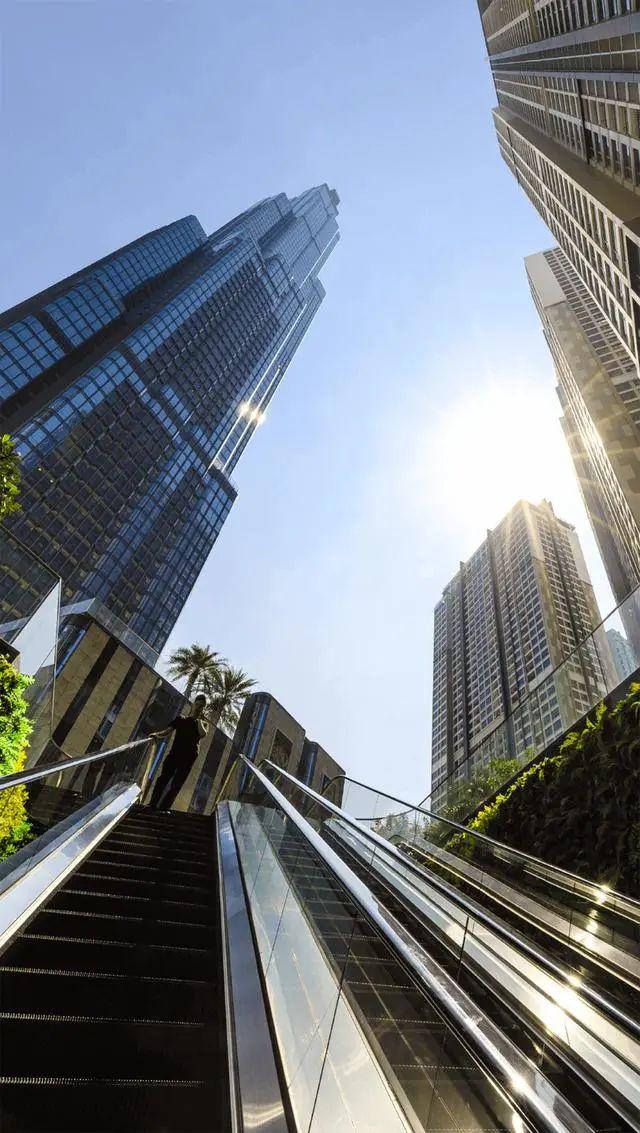 李嘉诚抄底之前，东南亚第一高楼桂冠已花落越南