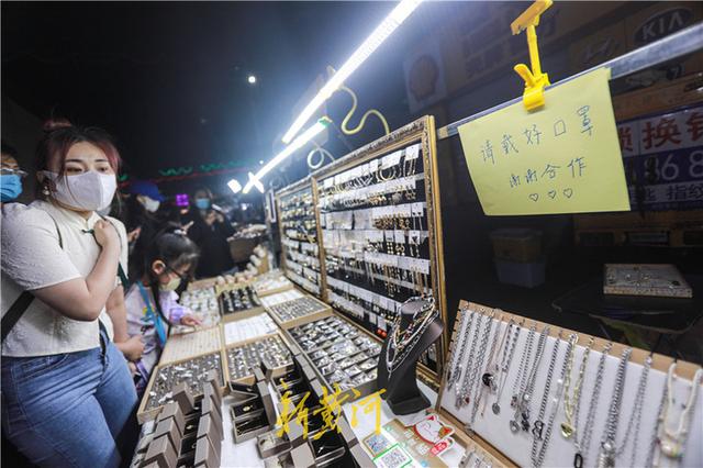 热闹！直击环联夜市恢复营业第一天