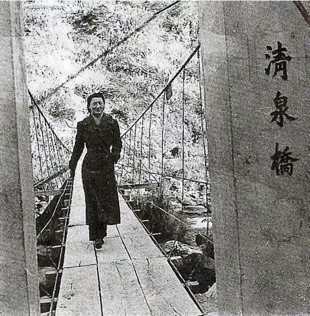 2001年张学良逝世，老管家透露俩数字，人们才知道少帅有多难