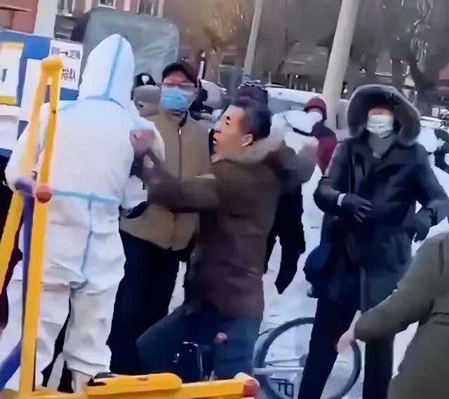 靠疫情发财的人越来越猖狂，劝“你”好好做个人吧