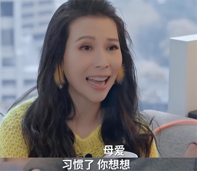 蔡少芬当妈后10年没睡过整觉！每天5点起床为儿女做早饭，太心酸