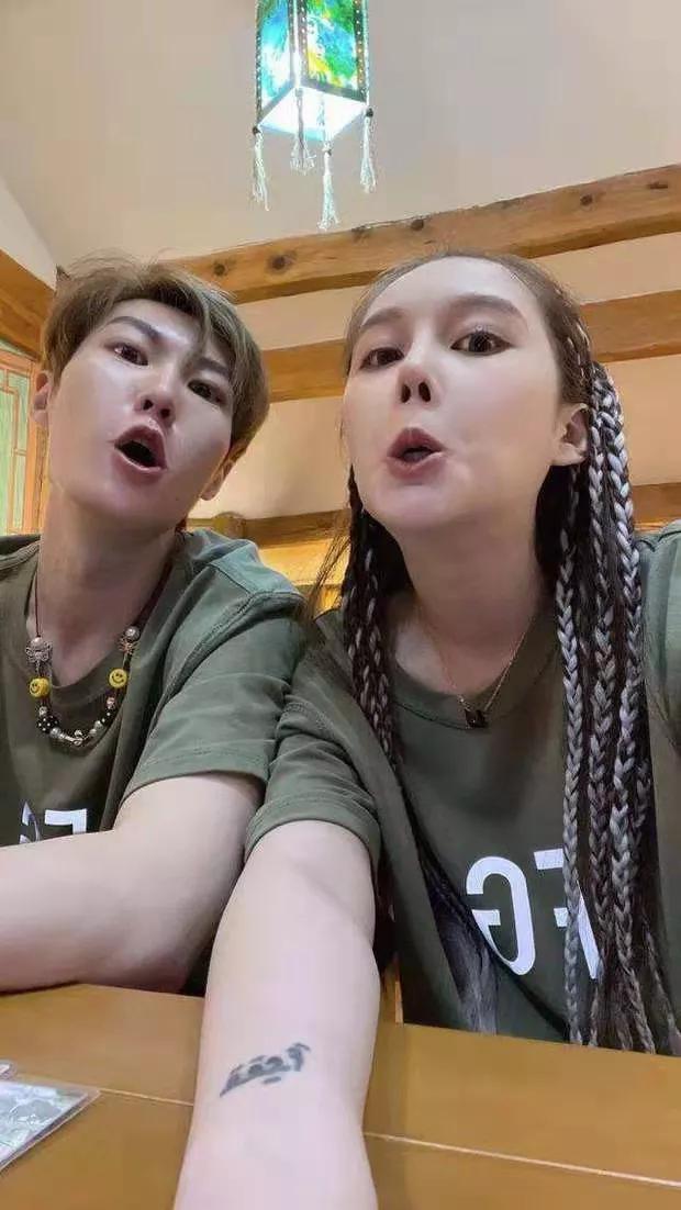 赵本山女儿球球跟男友分手，为男友花销二千万，找男友要听父母话