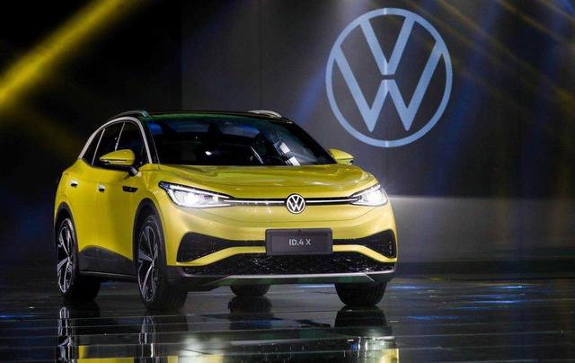 燃油车将全面淘汰？大众计划一年造80万电动车，国产车压力有点大