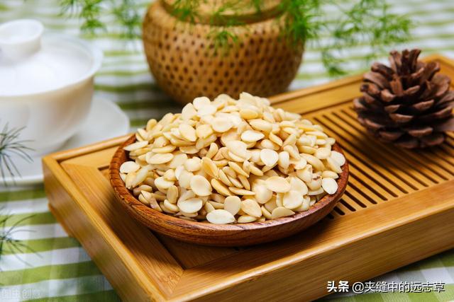 夏季当养心，心主血脉，气血瘀滞，则百病生，讲一个活血的小方子
