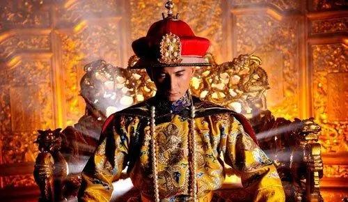 康熙最长寿儿子：手握兵权却未参与九子夺嫡，70岁仍被乾隆重用
