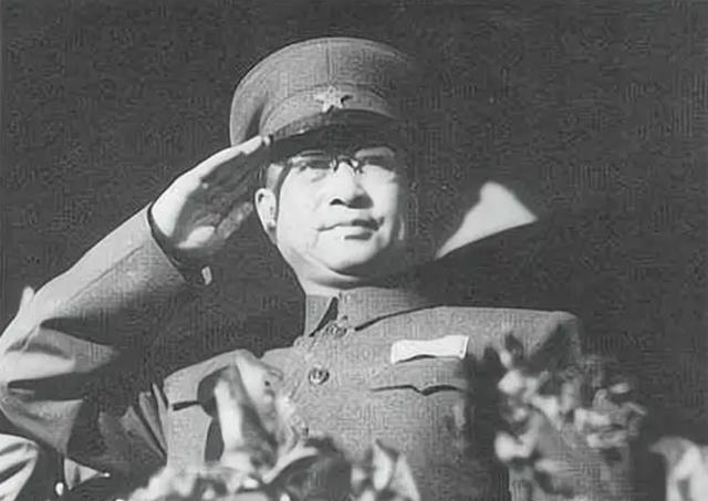 宋庆龄病危，邓小平带来一消息，并称：您如不测，我们会妥善安排
