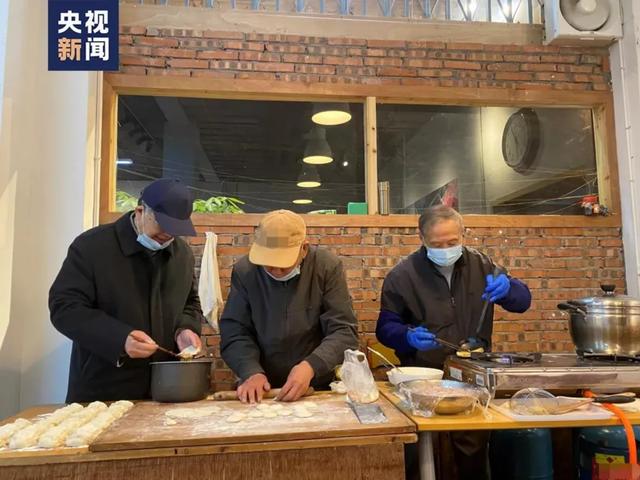 俞敏洪回应财富缩水185亿；英菲尼迪终止与王力宏合作丨邦早报