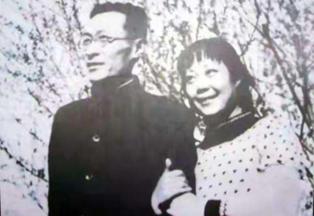 王稼祥晚年请求周总理分配点工作，毛主席：应该很快让他出来工作