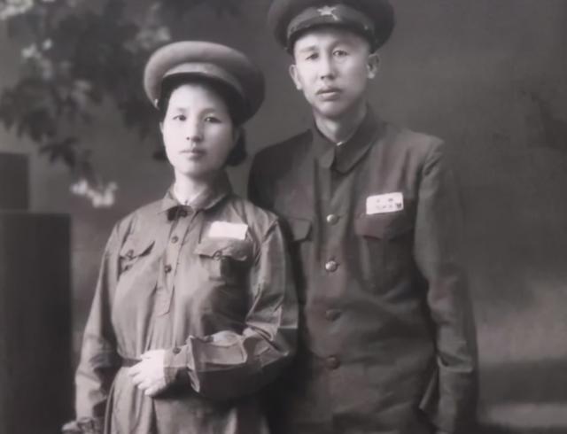 1983年，王平向中央提出退休请求，邓小平拒绝：现在还不到时机