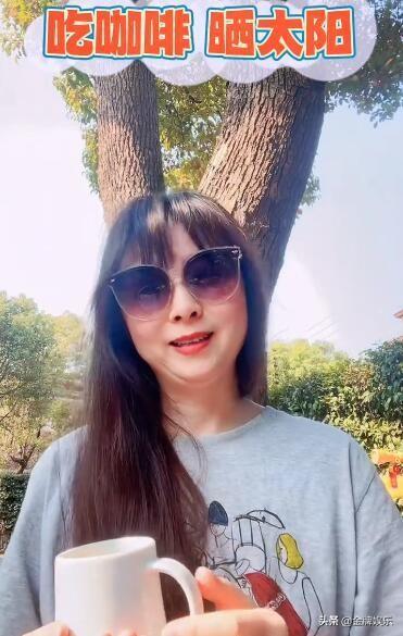 东方卫视主持人周瑾发布生活动态惹争议！疫情期间你还这么悠闲