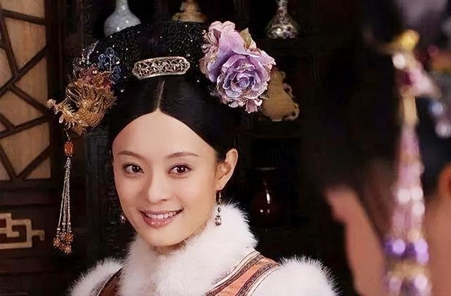 甄嬛传：眉庄葬礼上浣碧一个行为，让甄嬛一下子起了灭了她的心思
