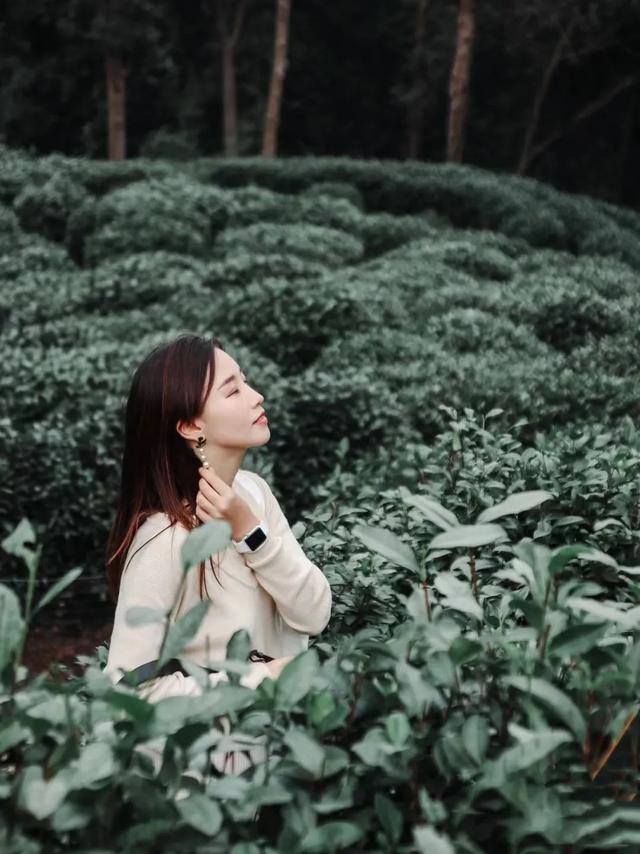 两位小姐姐花光积蓄，开了家10个房的民宿，每天花式宠客