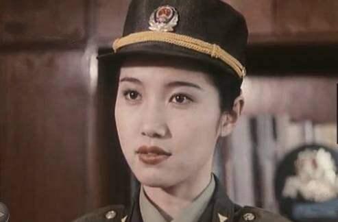 不拍广告、不赚外快、不卖惨，被奚美娟点名的三个演员，个个是宝