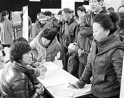 陕西九旬老妇一生拒上户口，临终前拿出一张旧照，揭开真实身份