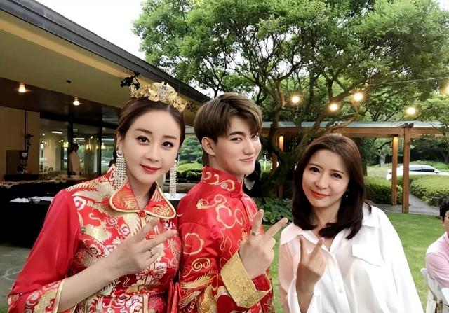 曝咸素媛与小18岁老公离婚!