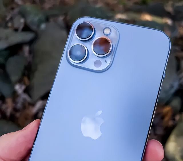 iPhone13 Pro Max再降价，128G售价感人，果粉：幸福来的太突然