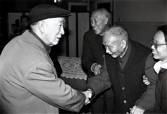爱国人士薄一波：戎马半生，晚年自称：我永远是毛主席学生