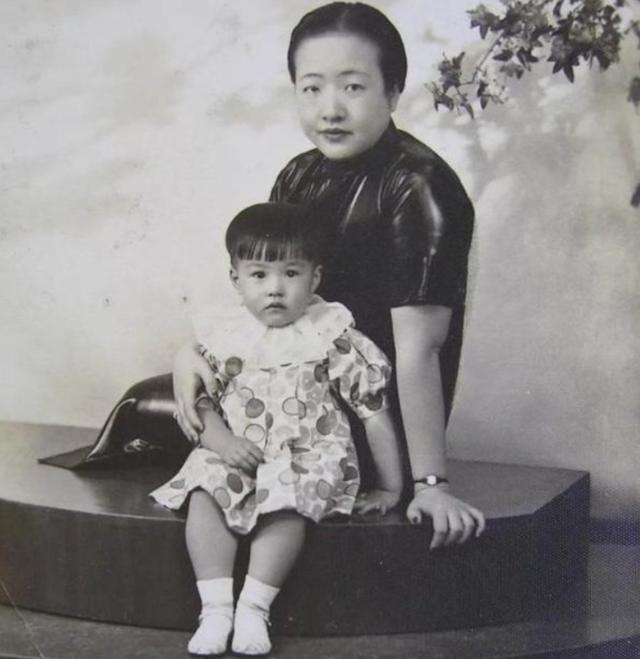二代宋氏三姐妹，成就完全不及姑姑，却个个嫁名人，生活依旧精彩