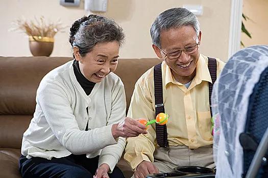 100岁老人直言：不合群才是晚年长寿最大的秘诀