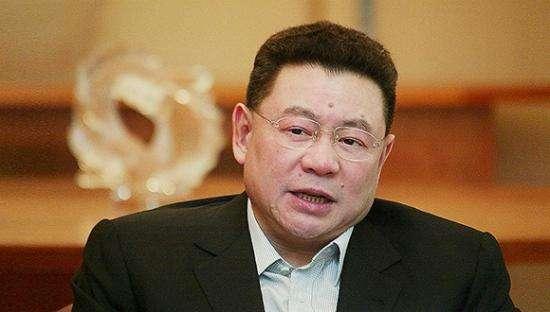 刘銮雄没给疫情捐款，却为生病艺人支付手术费，还每月给他生活费