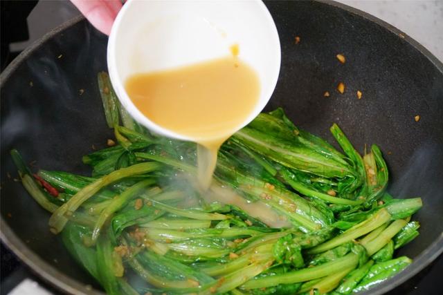 阳春三月，推荐8道“黄金菜”，营养丰富，顺应季节，舒坦过春天