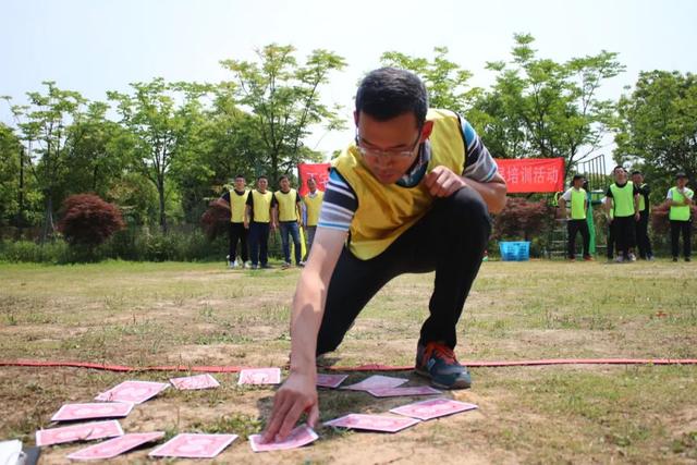 100人左右的团建