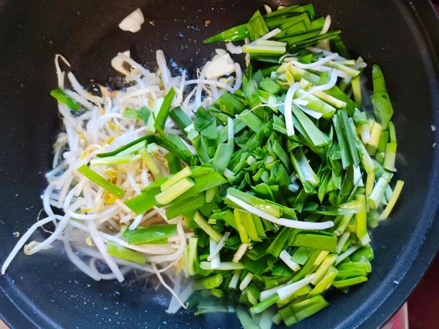 阳春三月，养肝“黄金期”，10食物要多吃，滋阴养肝，越吃越年轻