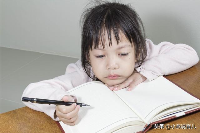 博士爸爸逼幼儿学习高数，要想孩子赢在起跑线，智慧父母这样做