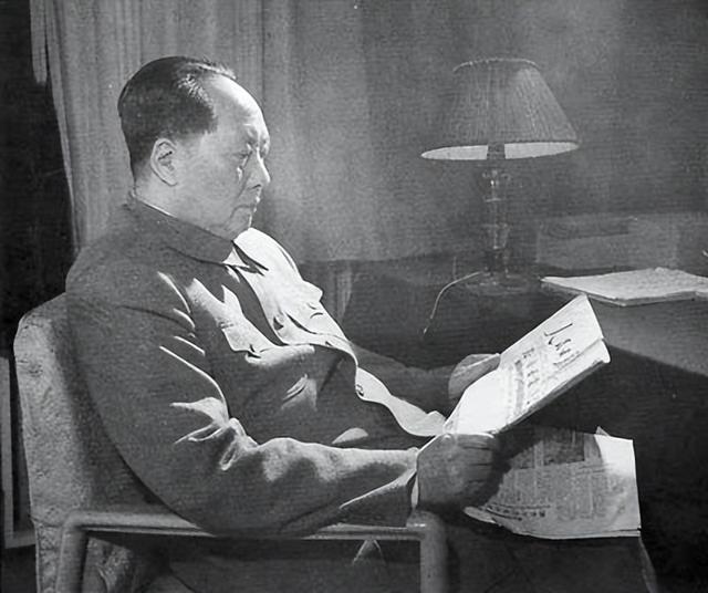 毛主席去世前两次将叶剑英叫到面前没说话，1980年叶剑英道出内情