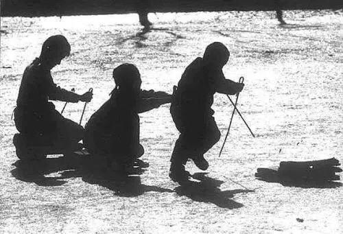 童年记事 滑冰 散文精选「回忆童年的抒情散文」