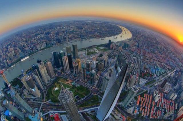 1988年时，上海GDP总量比纽约要低3620亿美元，现如今超过了吗？