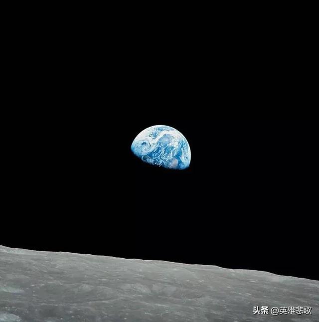 地球只有一颗卫星，而火星比地球小很多却有两颗卫星，这是为何？