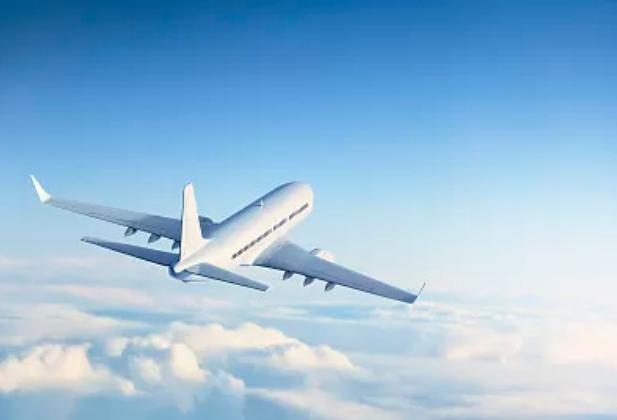 万米高空航班上女子求助，说家里燃气灶忘关了，乘务长打卫星电话