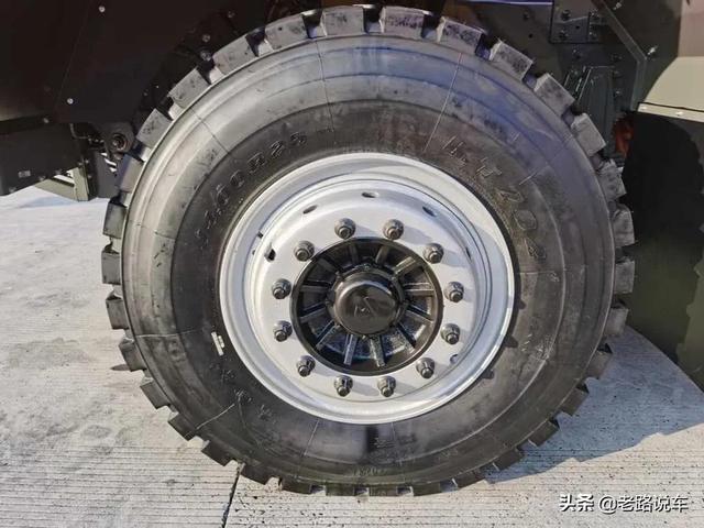 宇通电动矿用自卸车