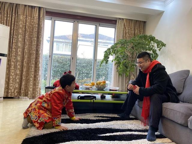 农村压岁钱也涨了？给外甥200元差点“断亲”，只因我家3个孩子