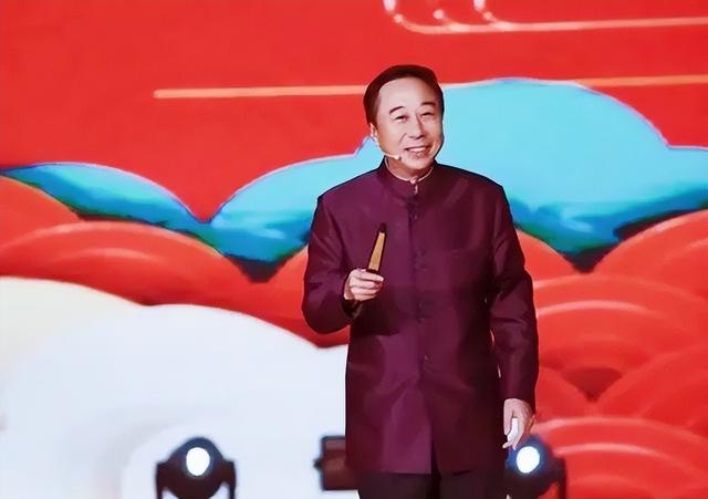 冯巩的太爷爷是冯国璋，还担任过民国大总统，但是他的爷爷更牛
