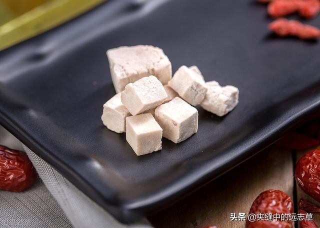 身困体乏湿气重？讲一味薏苡仁，健脾祛湿，给你的身体祛祛湿