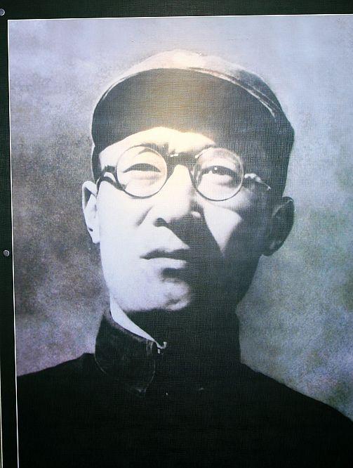 1935年的遵义会议，关键一票改变中国命运，是谁投给了毛主席？