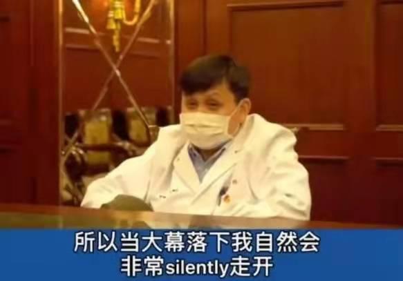 张文宏从万人追捧到被人唾骂，现实处境令人心疼：人生高处不胜寒