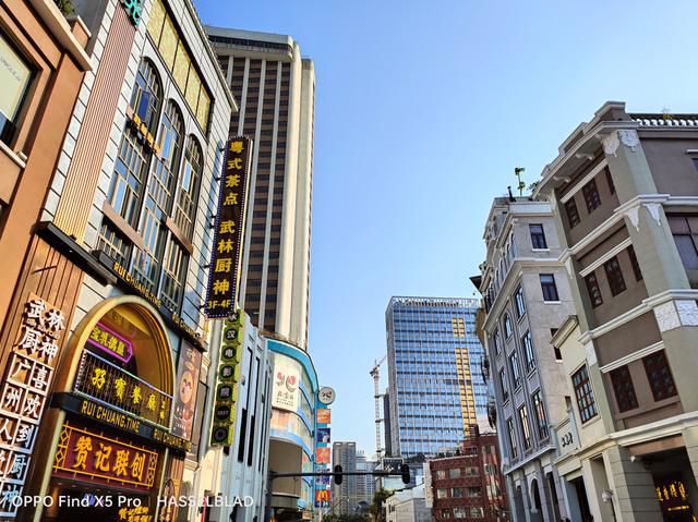 都是天花板级表现？OPPO与苹果影像对比，实拍样张显功力